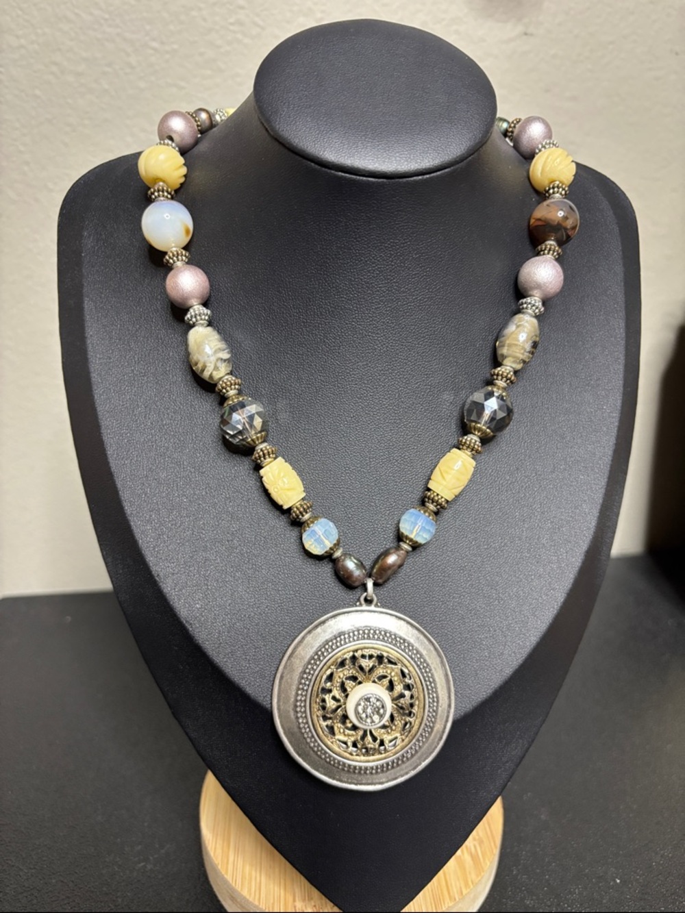 Chico's Glass Yellow Metallic Bead Necklace Ornate Silver-Toned Pendant
